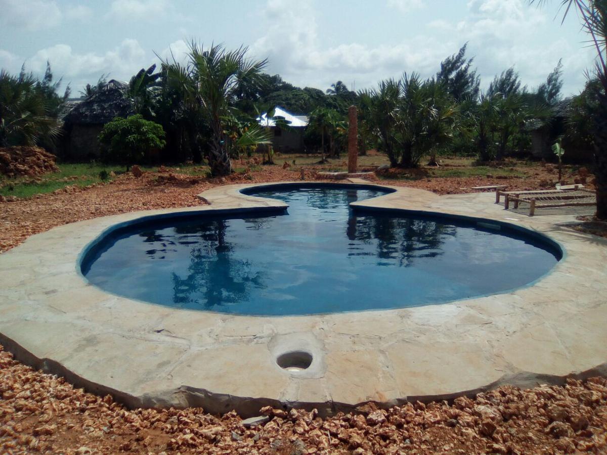 Bahati Diani House Glamping Diani Beach Bagian luar foto