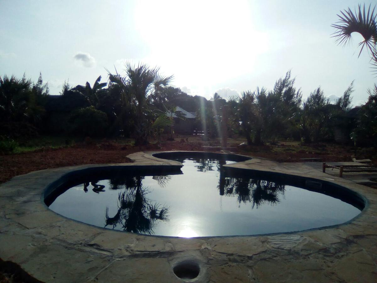 Bahati Diani House Glamping Diani Beach Bagian luar foto