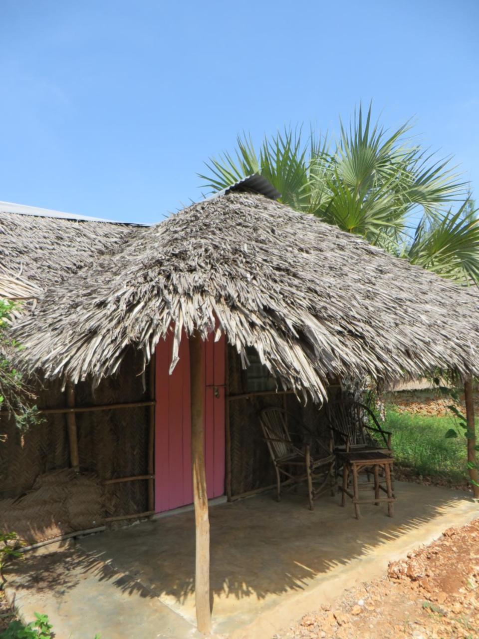 Bahati Diani House Glamping Diani Beach Bagian luar foto